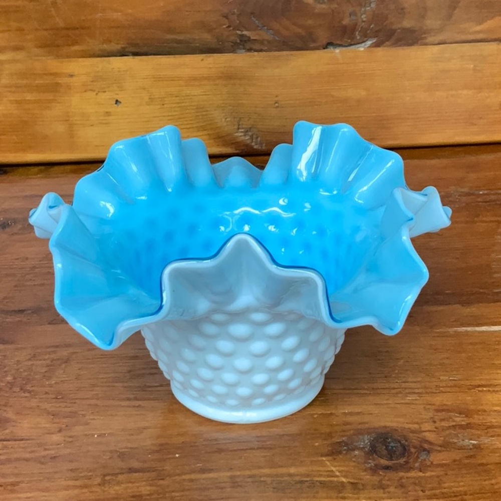 🌿 Vintage Kanawha Hobnail Milk Glass w/Blue Candy Dish w/Ruffles